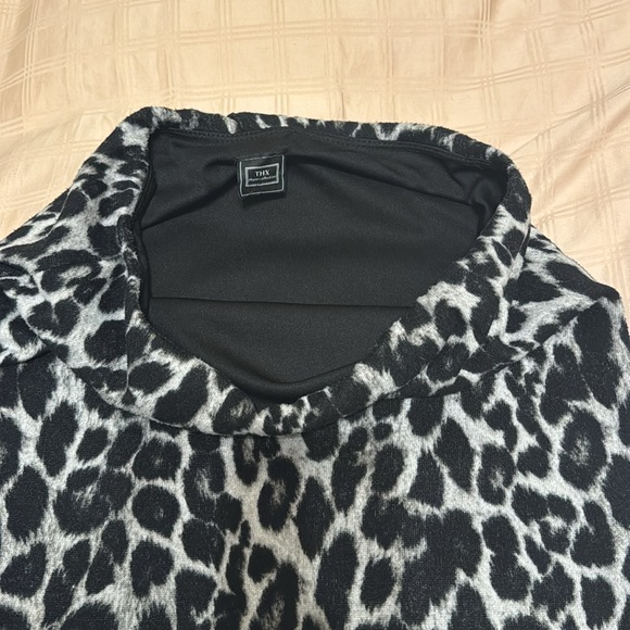 Animal print pull on pencil skirt - Picture 3 of 3